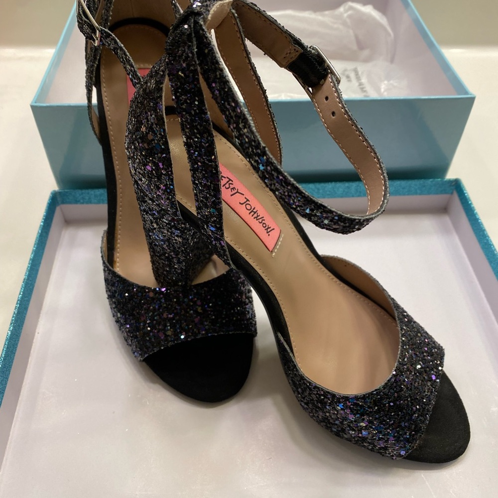 Black sparkly Betsey Johnson heels